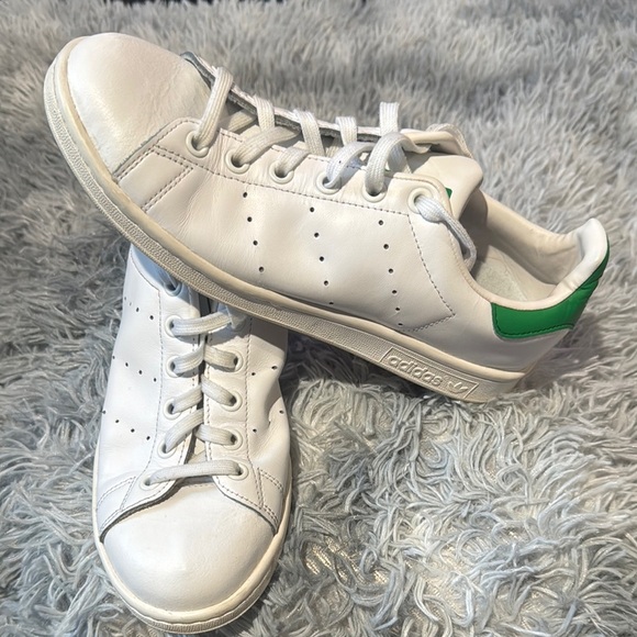 Adidas White Sneakers with Green Accents - Picture 2 of 6